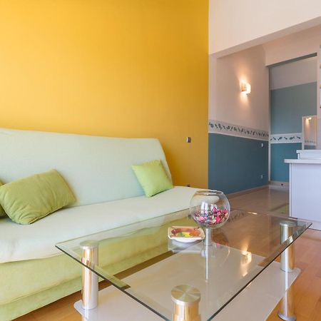 Sunrise Apartments بول الغرفة الصورة