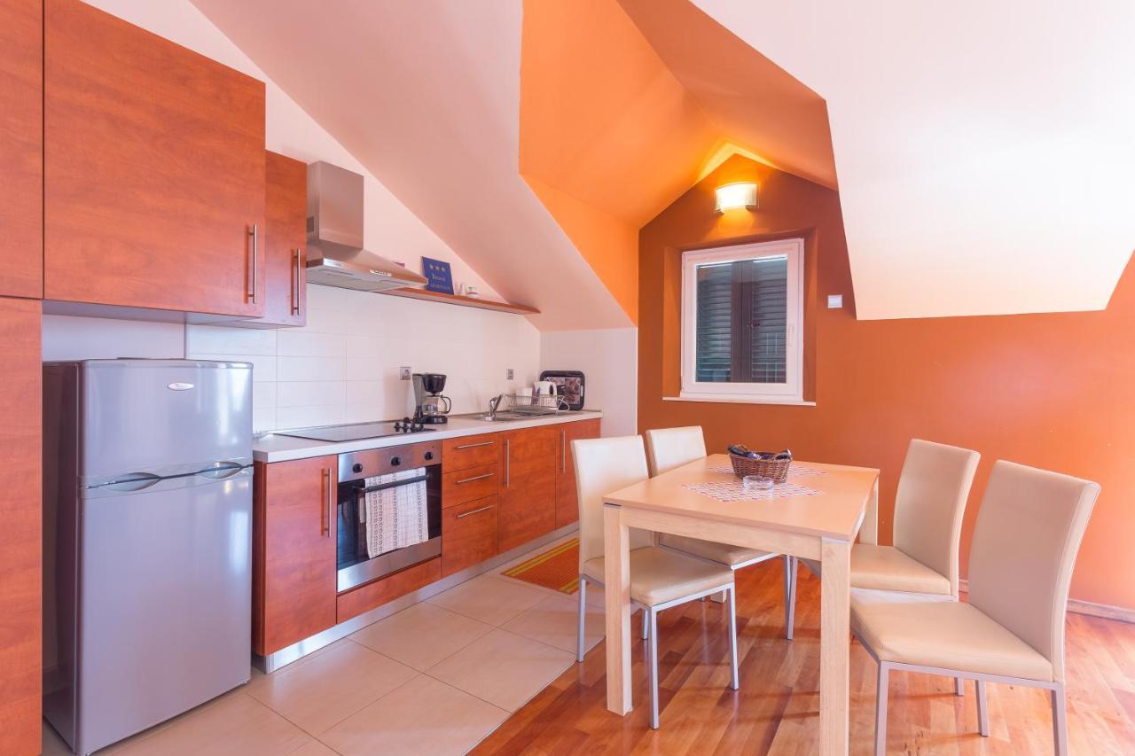 Sunrise Apartments بول المظهر الخارجي الصورة