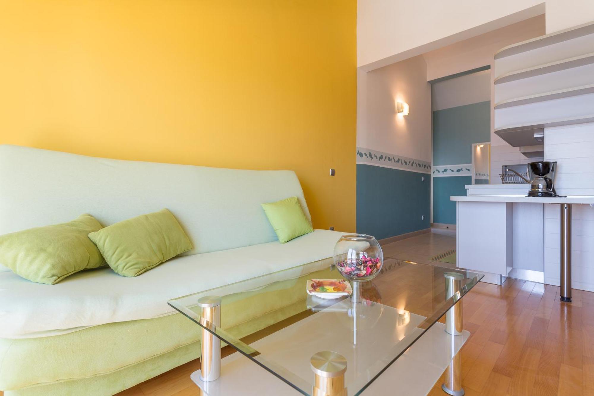 Sunrise Apartments بول الغرفة الصورة